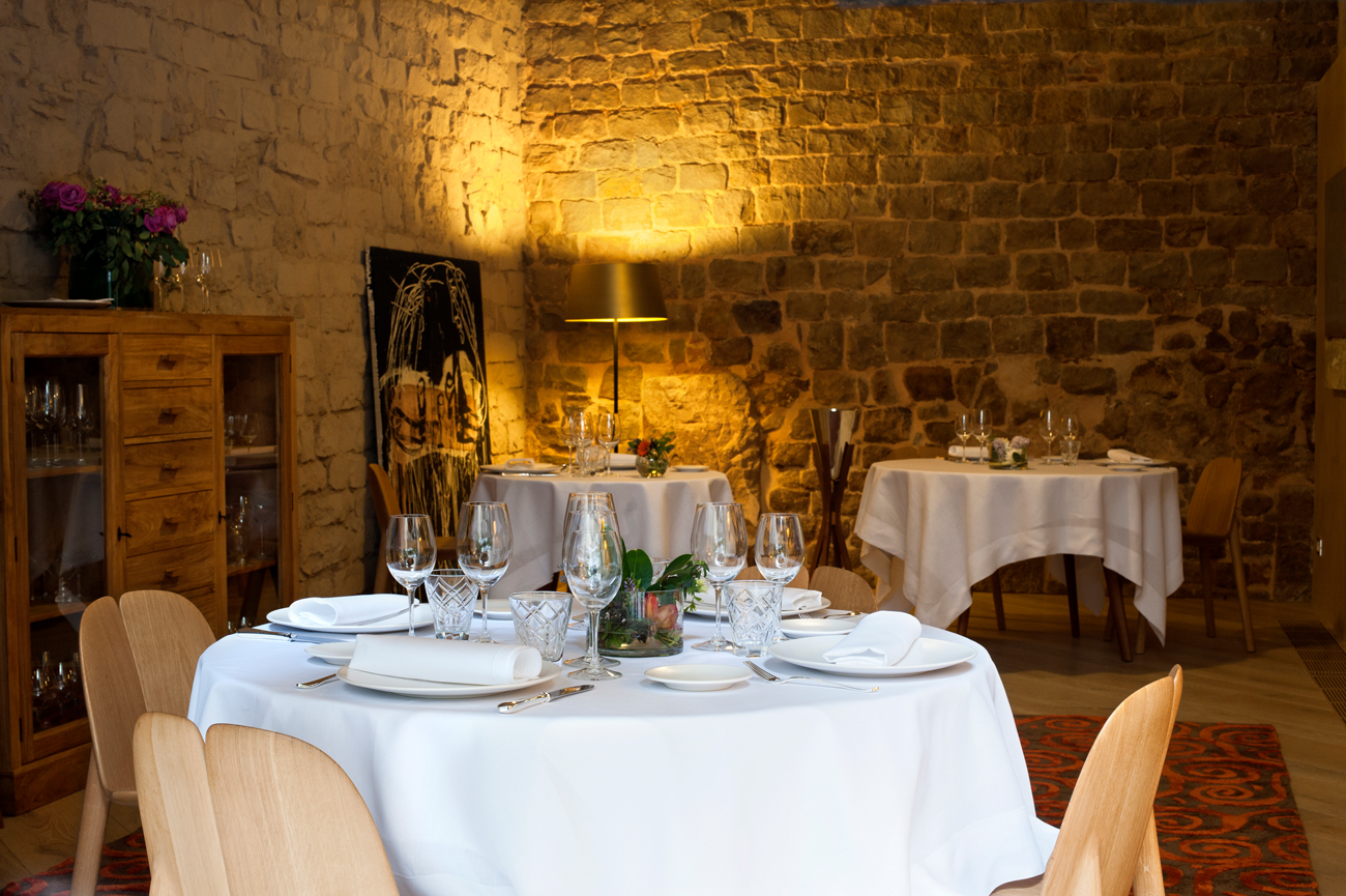 开云（中国） - 坐具|吧椅/凳子|办公家具|设计师家具|奥索吧椅